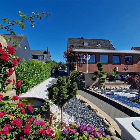 Hotel Kenny & Henry Cuxhaven Bagian luar foto