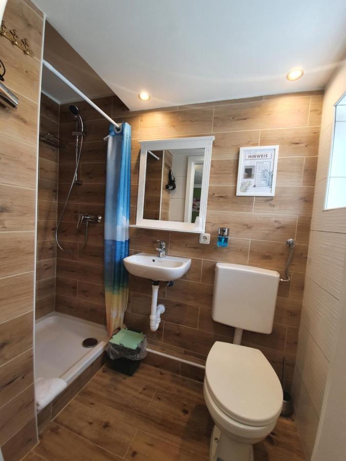 Hotel Kenny & Henry Cuxhaven Bagian luar foto