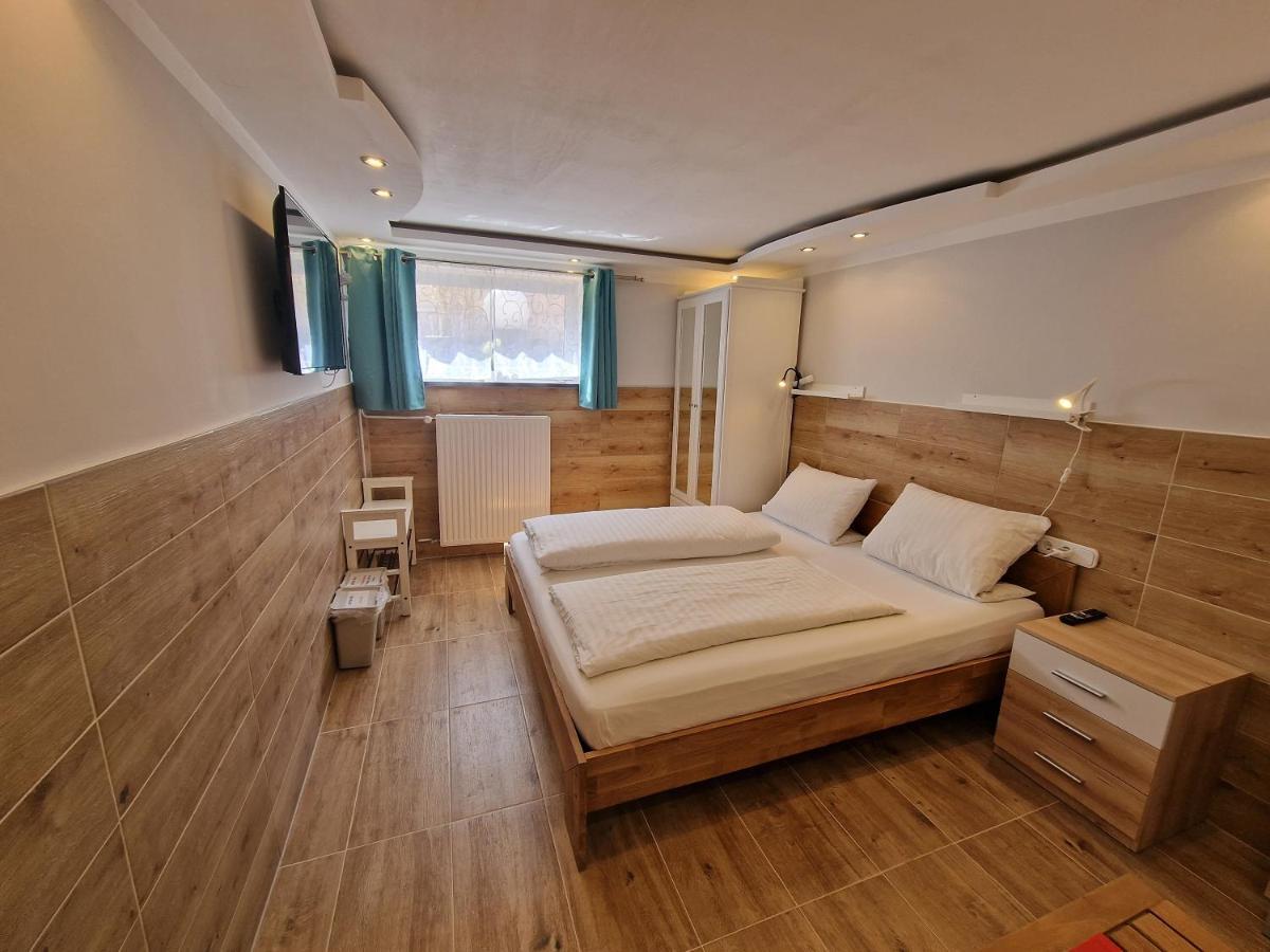 Hotel Kenny & Henry Cuxhaven Bagian luar foto