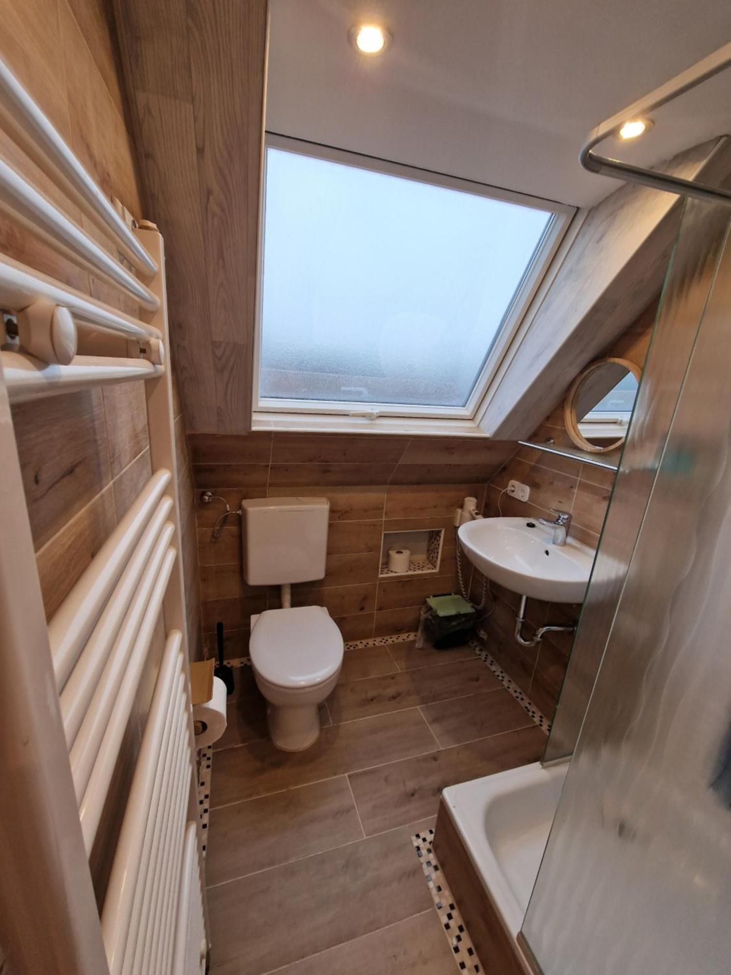 Hotel Kenny & Henry Cuxhaven Bagian luar foto