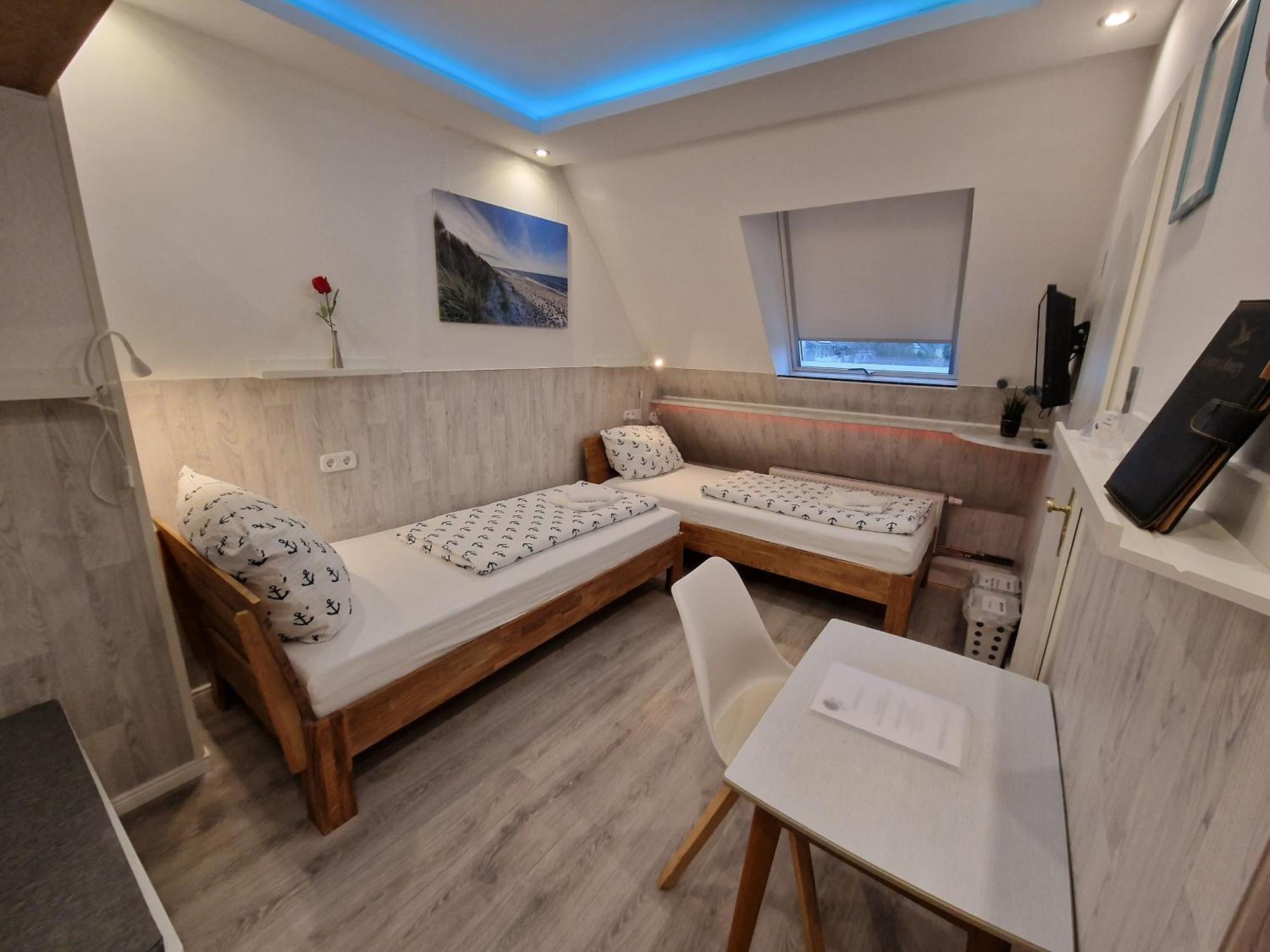 Hotel Kenny & Henry Cuxhaven Bagian luar foto